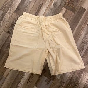 Khaki mens linen casual shorts
